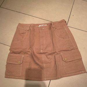 Mini beige skirt